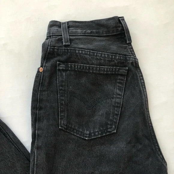 🚫SOLD LOCALLY🚫 Levi’s WPL 423 High-Waist Straight Jean - Picture 5 of 10